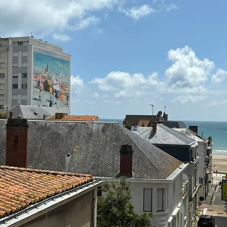 Daire Aux Sables-d'olonne, Pres De La - Fr-1-197-600 *